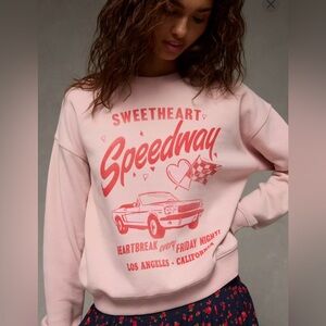 AE Valentine's Day Graphic Sweatshirt L